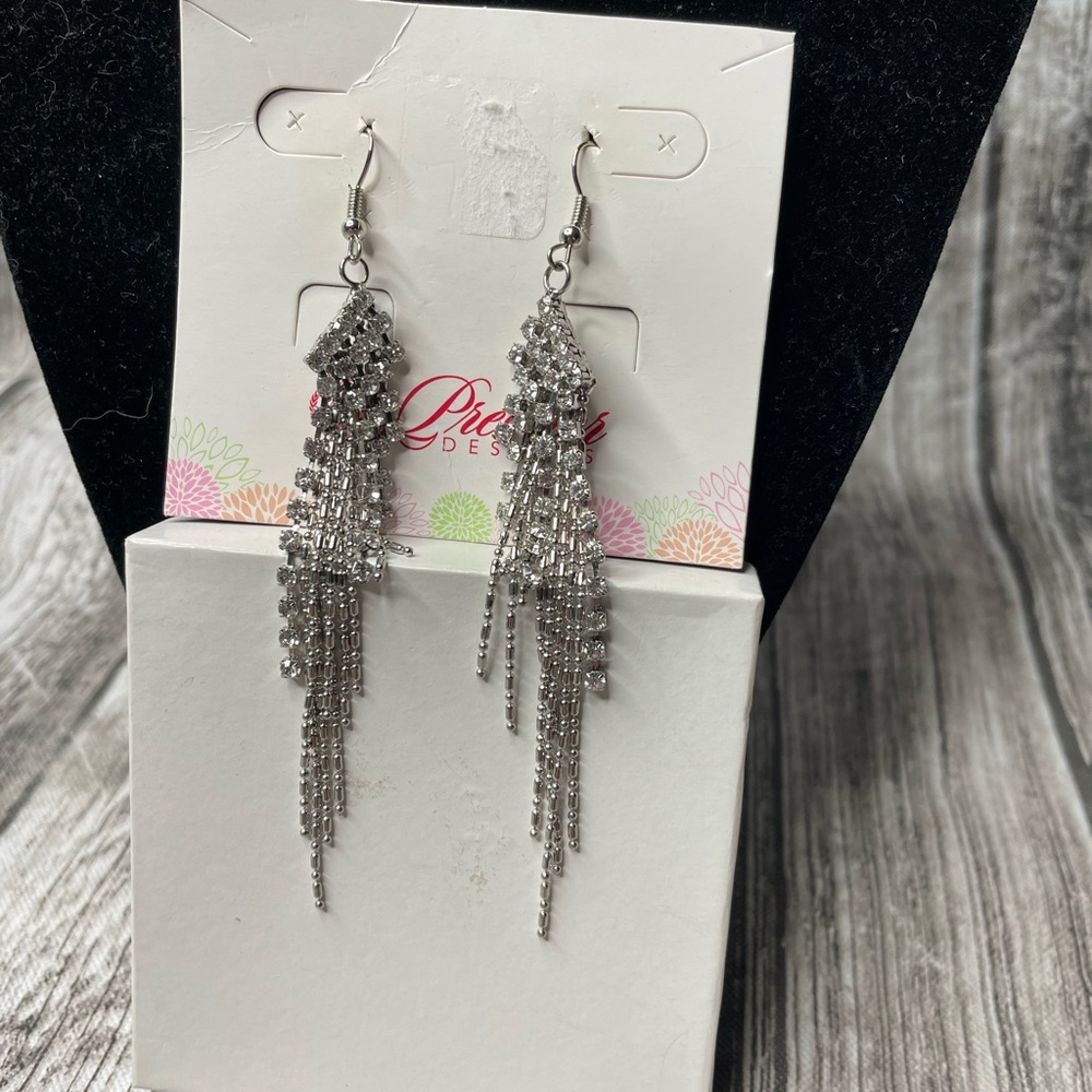 Premier earrings NEW